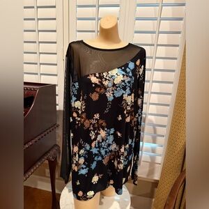 VENUS Black Top w/ Blue and Brown Floral Print Sexy mesh insert and sleeve sz 2X